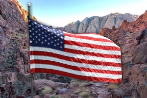 american_flag_mountains
